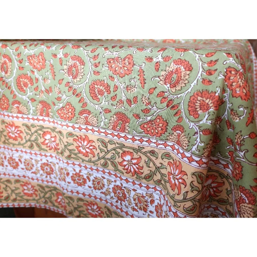 VTG Williams-Sonoma Tablecloth Countryside Floral Block Print Cottagecore 70x126